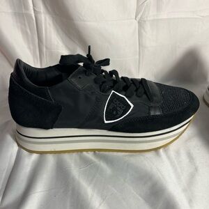 Philippe Model Paris Tropez Haute Sneaker in black and suede. Sz 39